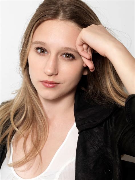 taissa farmiga topless|Vera Farmiga Nude & Sexy Collection (157 Photos + Videos)